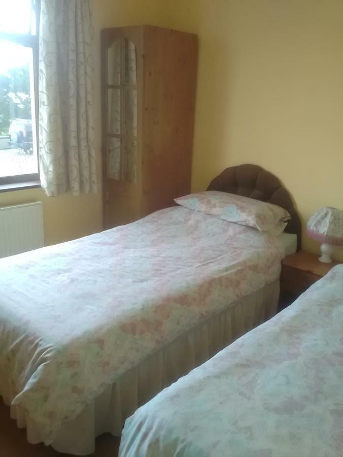 Shamrock House B&B Killarney Exterior photo
